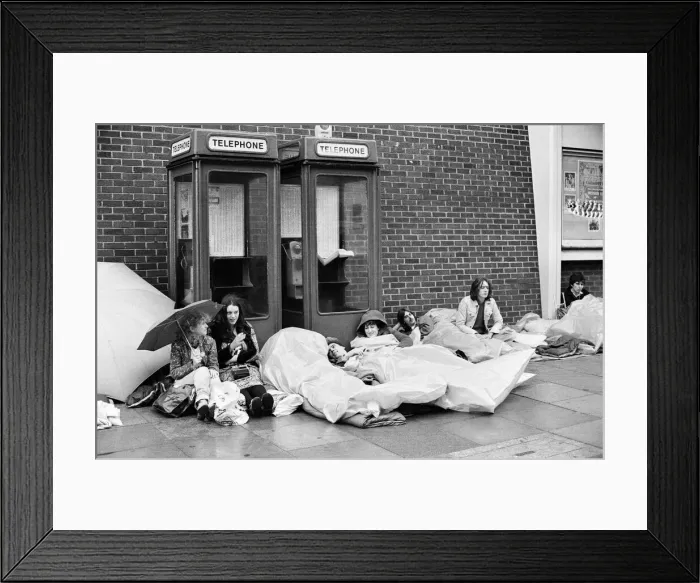 Framed Print : Fans queuing to see rock group The Who at Brighton. 4th November 1979 Framed Print : Fans queuing to see rock group The Who at Brighton. 4th November 1979