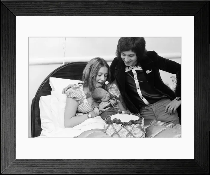 Framed Print : Drummer Kenney Jones of the Faces pop group with his wife Jan at the Welbeck Street Framed Print : Drummer Kenney Jones of the Faces pop group with his wife Jan at the Welbeck Street