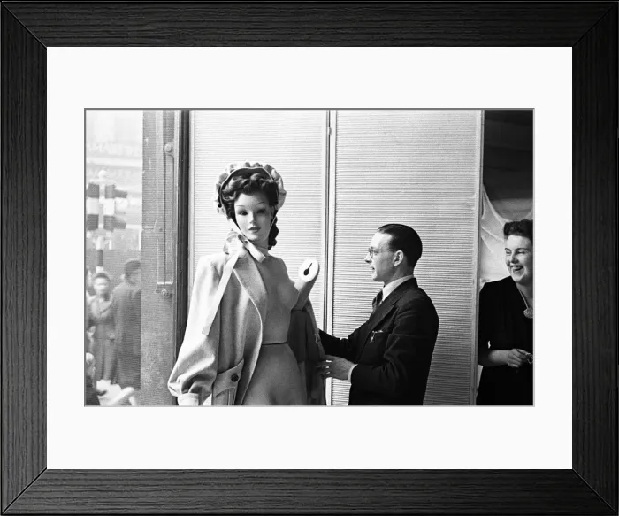 Framed Print : Scenes from inside the shop window at Peter Robinsons Department Store, London Framed Print : Scenes from inside the shop window at Peter Robinsons Department Store, London