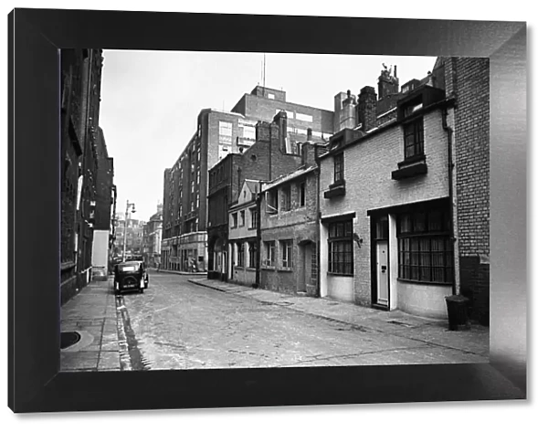 View along Shepherd Street in Mayfair, central London. Circa 1948
