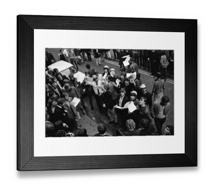 Framed Print : Pop stars meet in Carnaby Street, London to become founder members of an anti bowlerhat Framed Print : Pop stars meet in Carnaby Street, London to become founder members of an anti bowlerhat