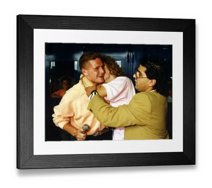 Framed Print : Footballer Paul Gascoigne - Gazza Paul Gascoigne opens the Deep Pan Pizza Framed Print : Footballer Paul Gascoigne - Gazza Paul Gascoigne opens the Deep Pan Pizza