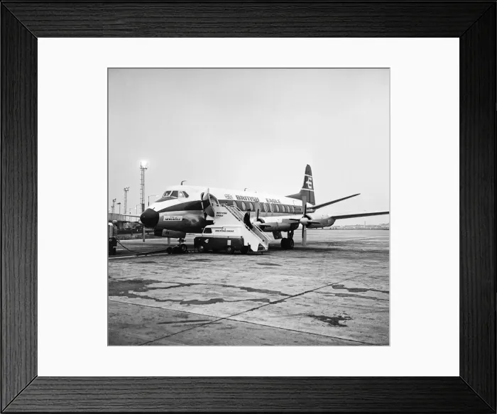 Framed Print : British Eagle Liquidation. (Picture) The crew of the last flight leaving