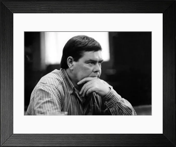 Framed Print : Footballer Paul Gascoigne - Gazza Pauls father John Gascoigne watches Framed Print : Footballer Paul Gascoigne - Gazza Pauls father John Gascoigne watches