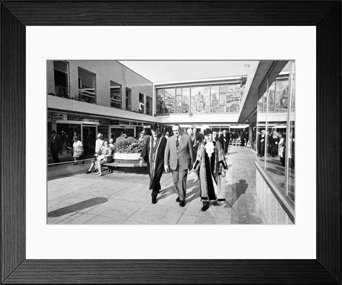Framed Print : The Sir Winston Spencer Churchill Memorial Screen, Unveiled by Viscount Cobham to Framed Print : The Sir Winston Spencer Churchill Memorial Screen, Unveiled by Viscount Cobham to