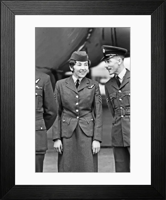 Framed Print : VC10 crew for Queens flight to South Africa 30h October 1968 Framed Print : VC10 crew for Queens flight to South Africa 30h October 1968