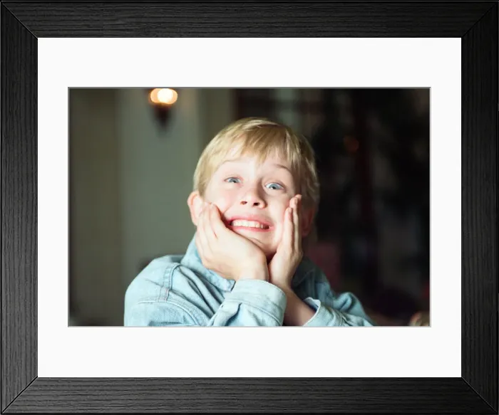 Framed Print : Macaulay Culkin sips his tea as he toasts his membership of he million-dollar-a movie Framed Print : Macaulay Culkin sips his tea as he toasts his membership of he million-dollar-a movie