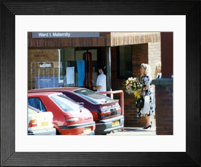 Framed Print : Footballer Paul Gascoigne - Gazza The Family of Paul Framed Print : Footballer Paul Gascoigne - Gazza The Family of Paul