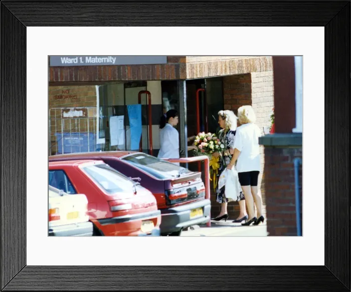 Framed Print : Footballer Paul Gascoigne - Gazza The Family of Paul Framed Print : Footballer Paul Gascoigne - Gazza The Family of Paul
