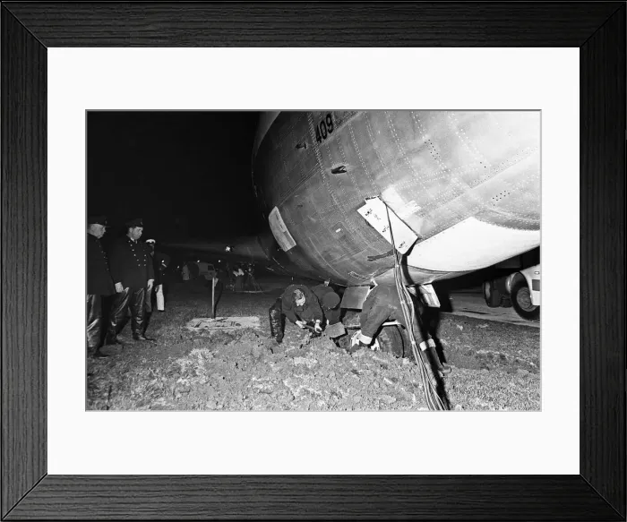 Framed Print : Boeing 707 goes off the end of a runway at Heathrow Airport. 3rd December 1967