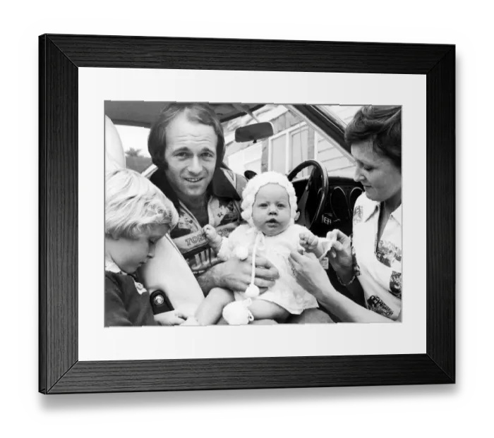 Framed Print : Derby footballer Archie Gemmill with wife Betty, their son Scott
