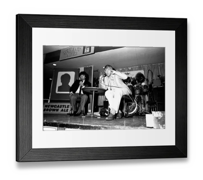 Framed Print : The Kevin Keegan Roadshow at the Heaton RAOB Club in February 1983 Kevin on stage