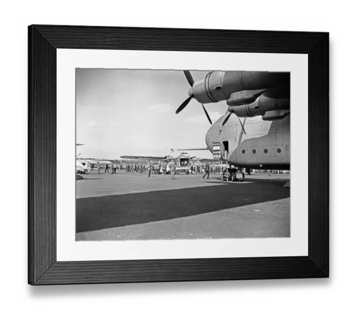 Framed Print : Bristol Britannia at Farnborough Air-show. 11th September 1957