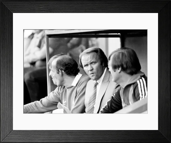 Framed Print : English League Division One match att the Hawthorns. West Bromich Albion 3 v