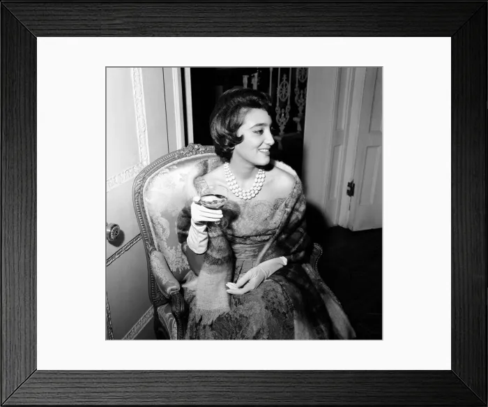 Framed Print : Bernardine Wall, a 20-year-old English student at Cambridge Framed Print : Bernardine Wall, a 20-year-old English student at Cambridge