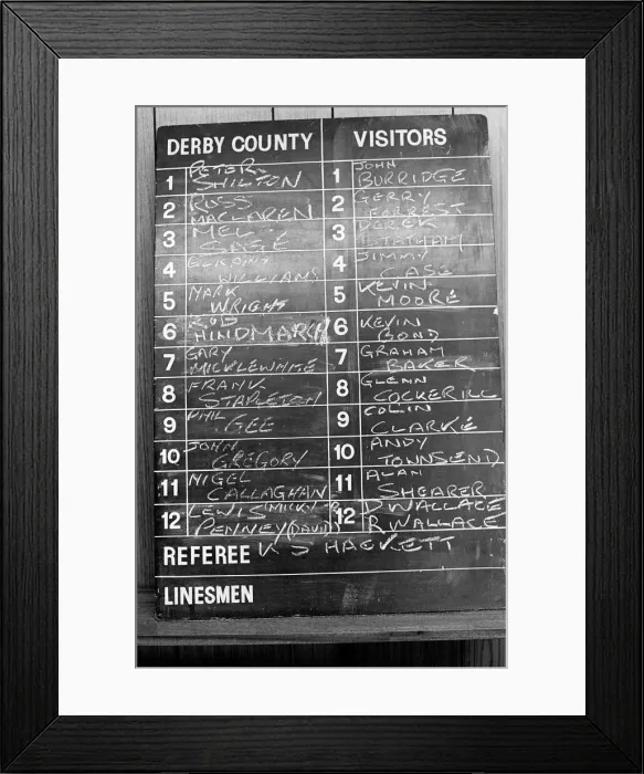 Framed Print : English League Division One match at the Baseball Ground Framed Print : English League Division One match at the Baseball Ground
