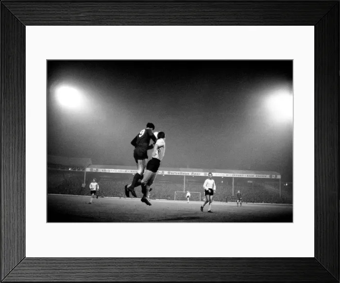 Framed Print : FA Cup Third Round Replay match at the Hawthorns. West Bromwich Albion 4 v Framed Print : FA Cup Third Round Replay match at the Hawthorns. West Bromwich Albion 4 v