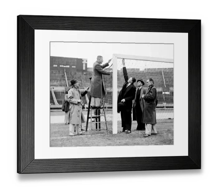 Framed Print : Members of the West Bromwich Albion football team visiting Wembley Stadium the day before Framed Print : Members of the West Bromwich Albion football team visiting Wembley Stadium the day before