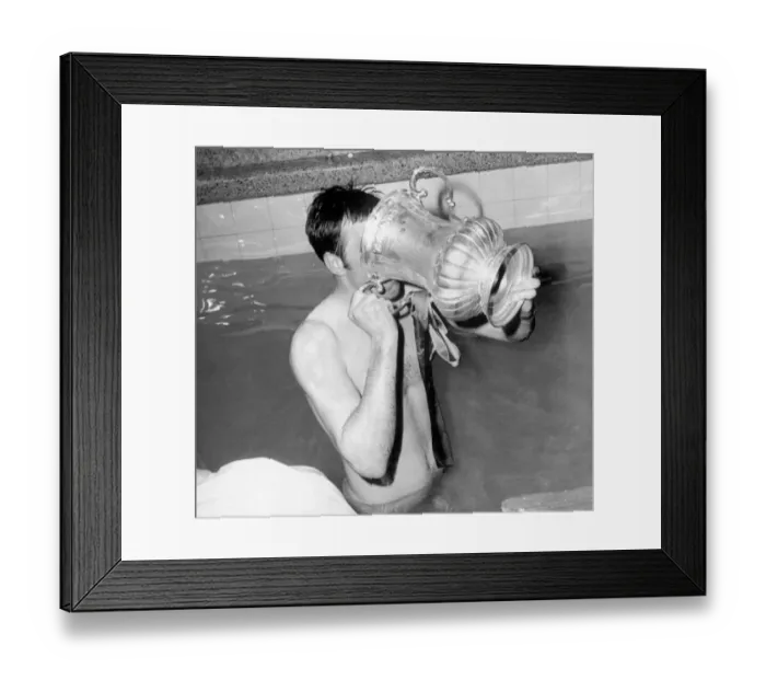 Framed Print : FA Cup Final at Wembley Stadium. West Bromwich Albion 1 v Everton 0 Framed Print : FA Cup Final at Wembley Stadium. West Bromwich Albion 1 v Everton 0