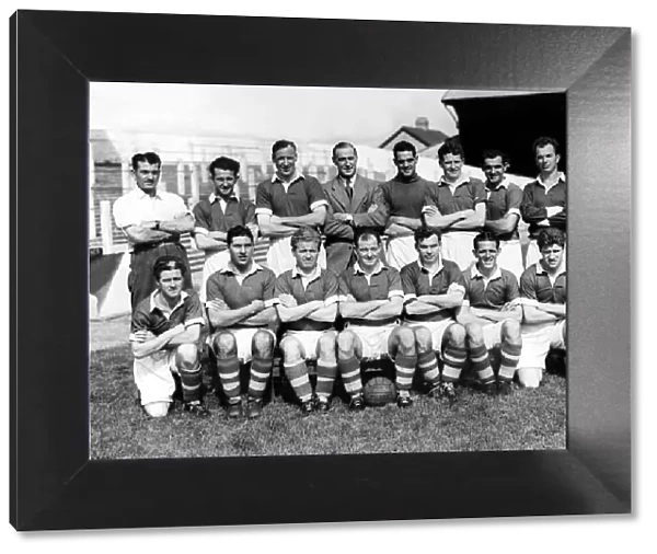 Cardiff Citys 1951-52 promotion heroes. Standing left to right