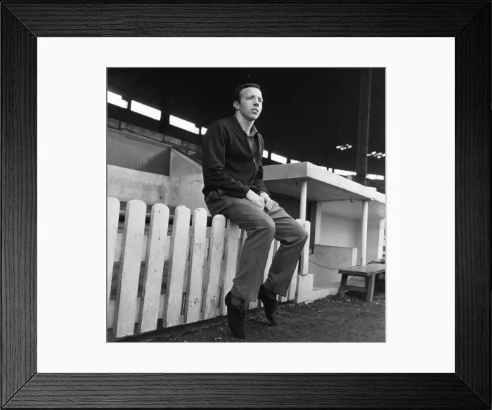 Framed Print : Nobby Stiles Preston North Ends new signing from Manchester United seen here during