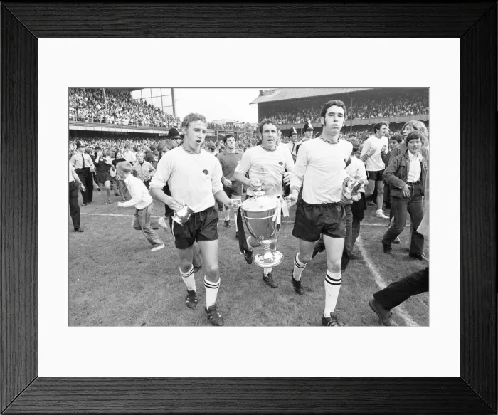 Framed Print : Watney Cup Final at the Baseball Ground. Derby County 4 v Manchester United 1 Framed Print : Watney Cup Final at the Baseball Ground. Derby County 4 v Manchester United 1
