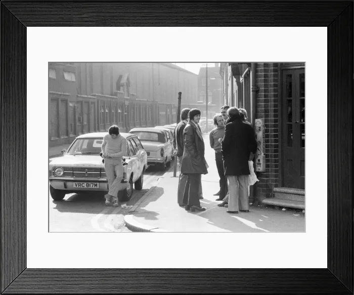 Framed Print : Derby County players leaving the Baseball Ground at lunch time after holding a meeting Framed Print : Derby County players leaving the Baseball Ground at lunch time after holding a meeting