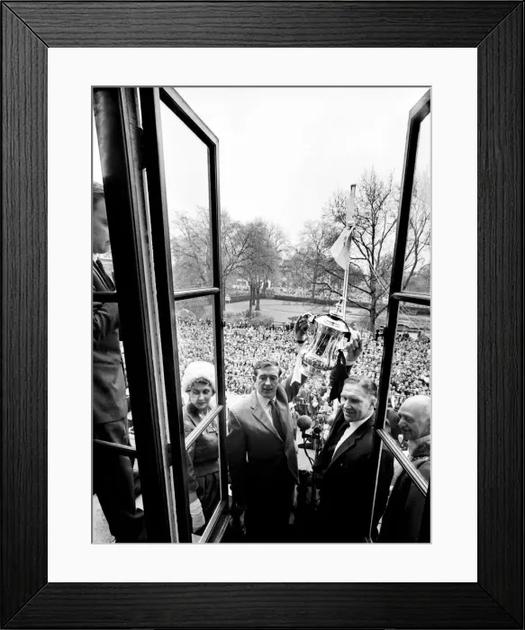 Framed Print : Tottenham Hotspur captain Danny Blachflower and manager Bill Nicholson hold the FA Cup Framed Print : Tottenham Hotspur captain Danny Blachflower and manager Bill Nicholson hold the FA Cup