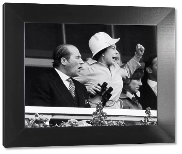 The Queen and her racing manager Lord Porchester watch the finish of the 1978 Epsom Derby