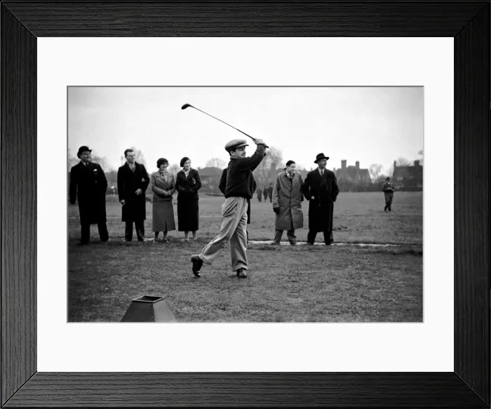 Framed Print : Jockey Gordon Richards seen here playing golf at Romford. October 1937 Framed Print : Jockey Gordon Richards seen here playing golf at Romford. October 1937