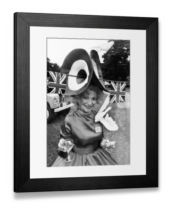 Framed Print : Royal Ascot Opening Day. The ladies put on their best silk frocks and silliest hats Framed Print : Royal Ascot Opening Day. The ladies put on their best silk frocks and silliest hats
