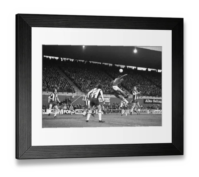 Framed Print : English League Division One match. Bristol City 1 v West Bromwich Albion 2 Framed Print : English League Division One match. Bristol City 1 v West Bromwich Albion 2