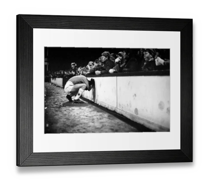 Framed Print : English League Division One match at Upton Park. West Ham United 2 v West Bromwich Framed Print : English League Division One match at Upton Park. West Ham United 2 v West Bromwich