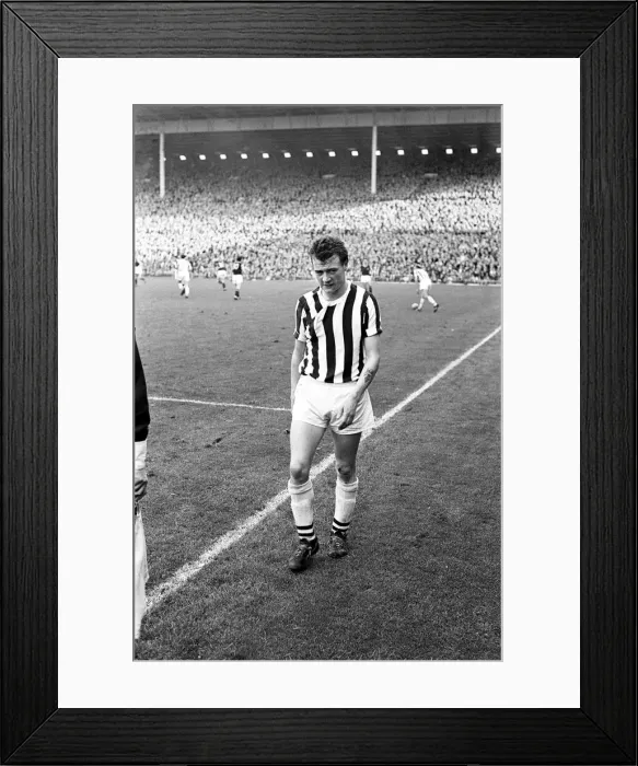 Framed Print : English League Division One match at Villa Park. Aston Villa 2 v West Bromwich Framed Print : English League Division One match at Villa Park. Aston Villa 2 v West Bromwich