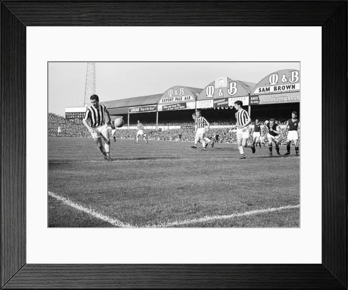Framed Print : English League Division One match at Villa Park. Aston Villa 2 v West Bromwich Framed Print : English League Division One match at Villa Park. Aston Villa 2 v West Bromwich
