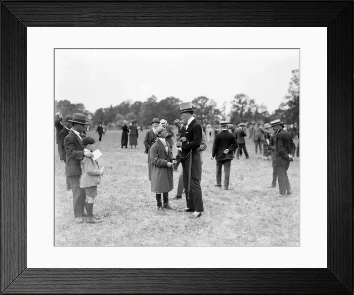 Framed Print : Lord Lascelles with Steve Donoghue at the Oaks Day at Epsom, circa 1937 Framed Print : Lord Lascelles with Steve Donoghue at the Oaks Day at Epsom, circa 1937