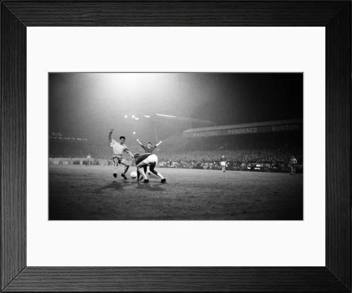 Framed Print : Coventry 5-1 Crewe, Division 3 League match at Highfield Road Framed Print : Coventry 5-1 Crewe, Division 3 League match at Highfield Road