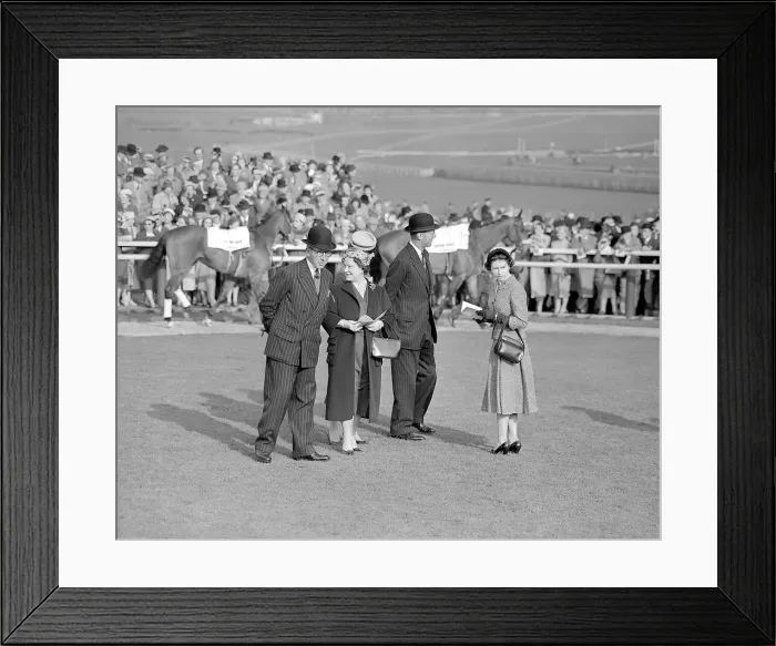 Framed Print : Queen Elizabeth II and the Queen Mother at Cheltenham Festival, March 1957 Framed Print : Queen Elizabeth II and the Queen Mother at Cheltenham Festival, March 1957