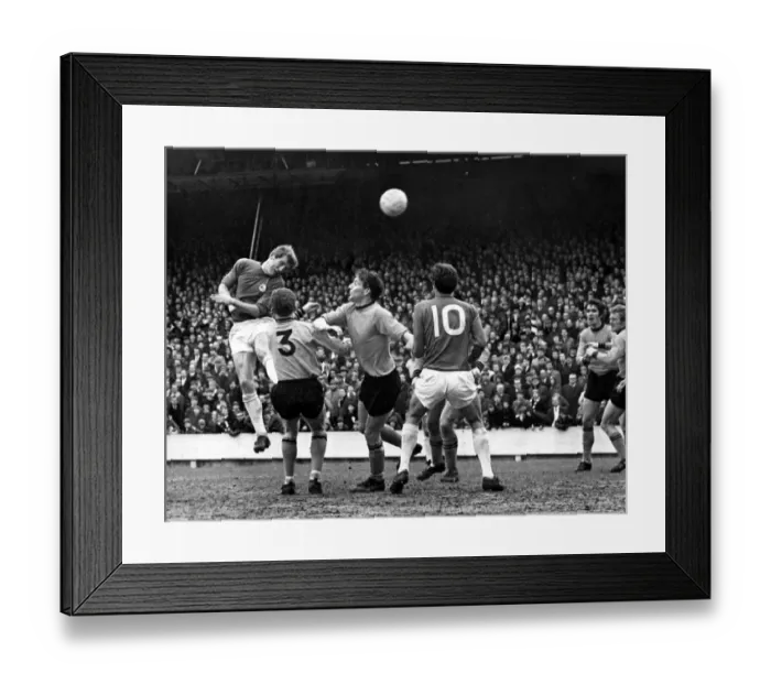 Framed Print : English League Division Two match at Ninian park. Cardiff City 0 v Oxford United 0