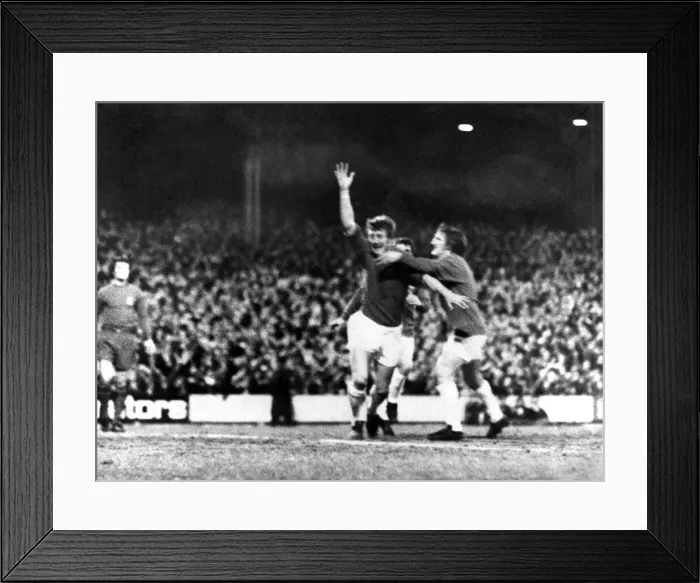 Framed Print : European Cup Winners Cup Quarter Final First Leg match at Ninian Park Framed Print : European Cup Winners Cup Quarter Final First Leg match at Ninian Park