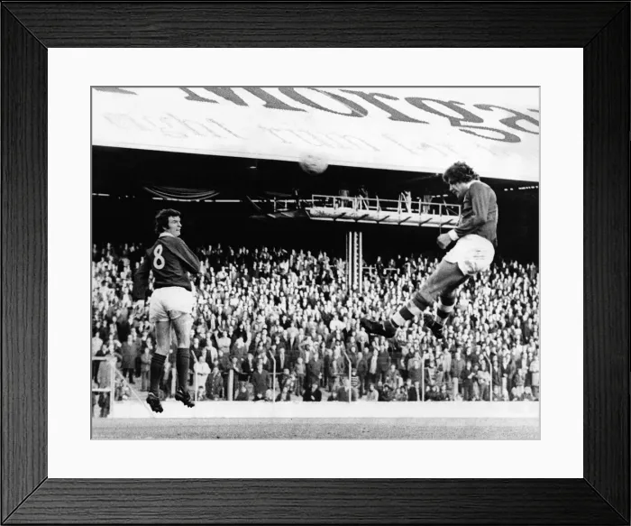Framed Print : English League Division Two match at Ninian Park. Cardiff City 2 v Nottingham