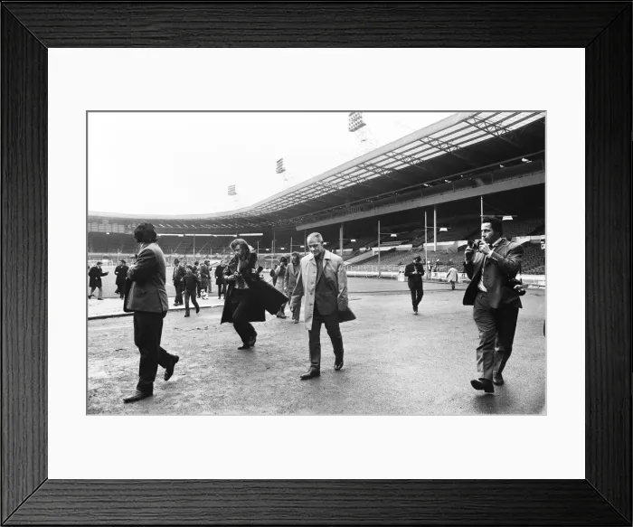Framed Print : Liverpool manager Bill Shankly at Wembley Stadium to inspect the pitch ahead of his