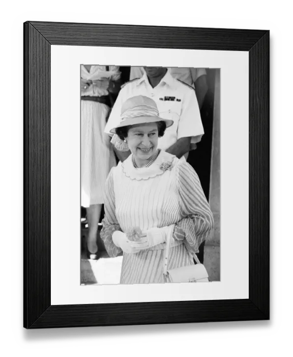 Framed Print : Queen Elizabeth II, State Visit to Bangladesh, 14th to 17th November 1983