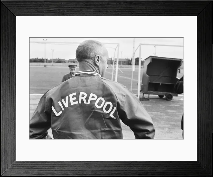 Framed Print : Liverpool manager Bill Shankly takes charge of a training session as the team are Framed Print : Liverpool manager Bill Shankly takes charge of a training session as the team are