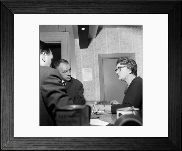 Framed Print : Liverpool manager Bill Shankly arriving at Windsor Hotel. 11th November 1964 Framed Print : Liverpool manager Bill Shankly arriving at Windsor Hotel. 11th November 1964