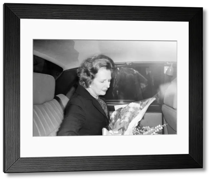 Framed Print : Margaret Thatcher Prime Minister, pictured leaving lunch at the Imperial Hotel, London