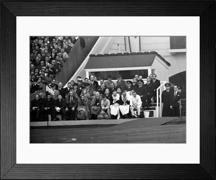 Framed Print : FA Cup Final at Wembley Stadium. Liverpool 2 v Leeds United 1 Framed Print : FA Cup Final at Wembley Stadium. Liverpool 2 v Leeds United 1