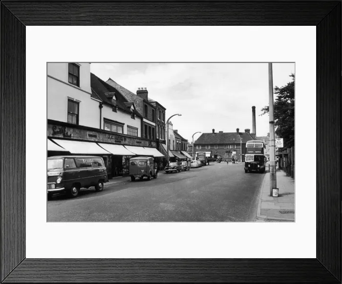 Framed Print : J C Smiths in Market Street Bedwort. 6th August 1966 Framed Print : J C Smiths in Market Street Bedwort. 6th August 1966