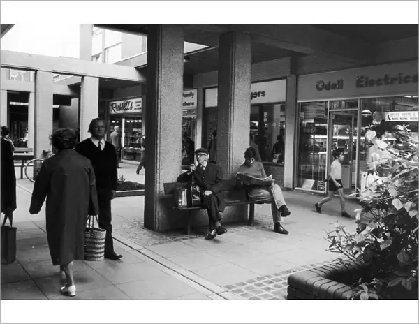 The Congreve Walk shopping precinct, Bedworth 31st July 1973