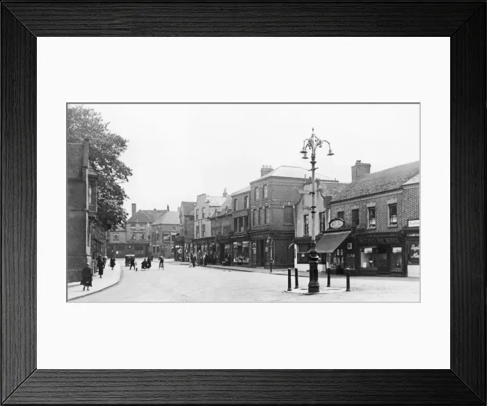 Framed Print : Bedworth Market Place circa 1920 Framed Print : Bedworth Market Place circa 1920